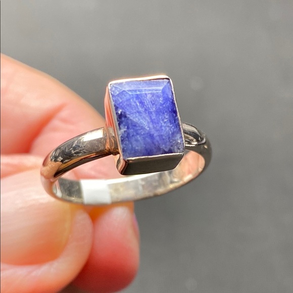Sapphire Ring Size 8.5 in Solid Sterling Silver 925 - Picture 1 of 7